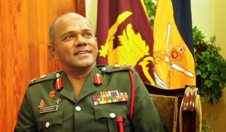 ත්‍රස්තවාදයට-එරෙහිව-දයා-රත්නායක