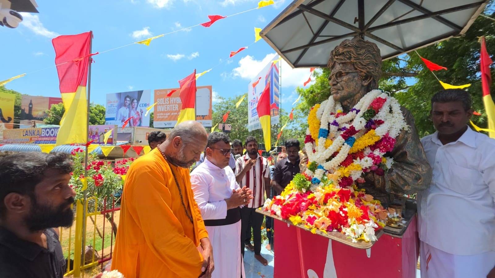 තිලීපන්ගේ 39 වැනි ගුණ සැමරුමට යාපනයේ නල්ලූර්හි සිය ගණනක් එක්වෙති